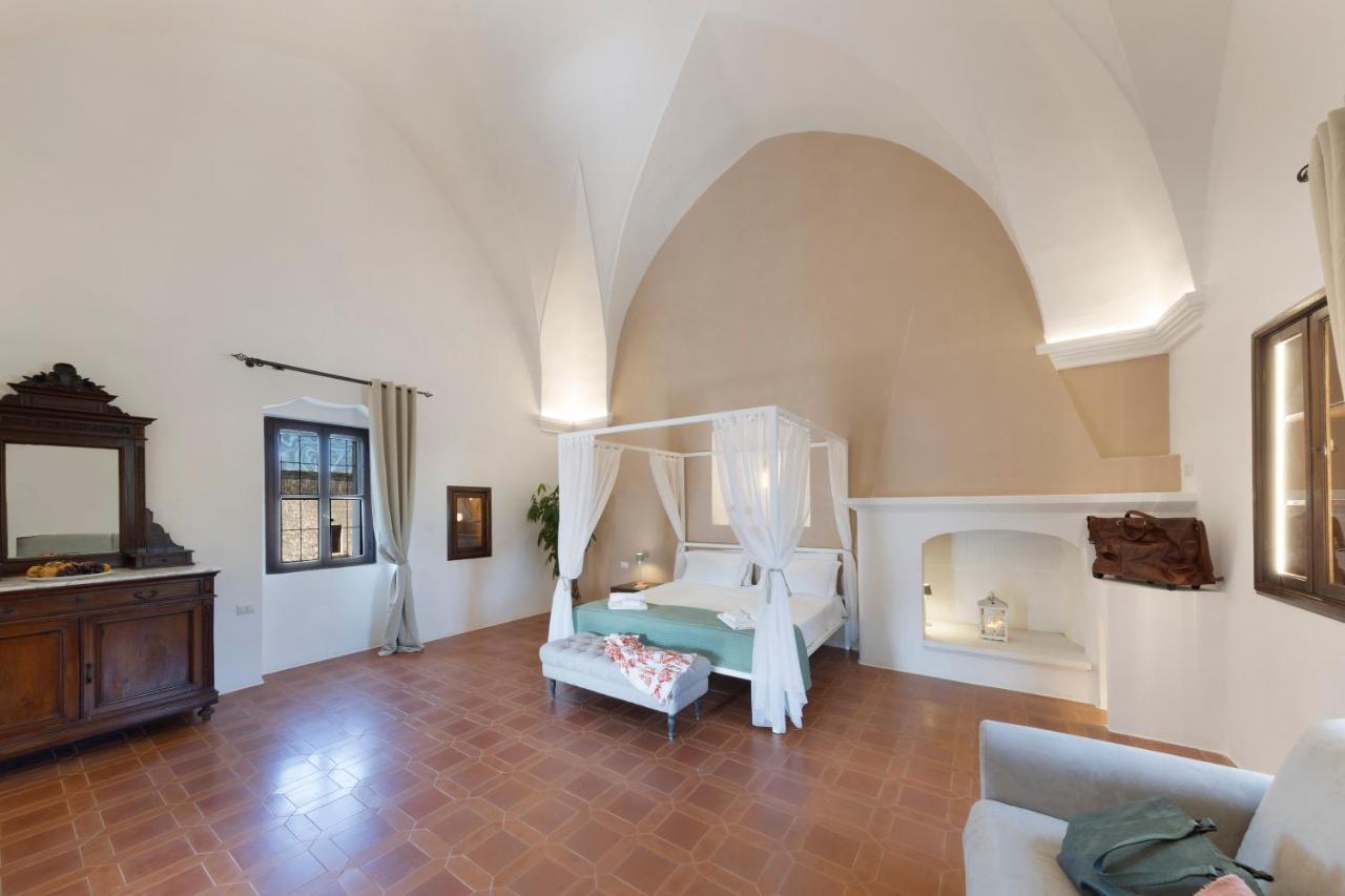 Masseria Zanzara ポルト・チェザーレオ エクステリア 写真